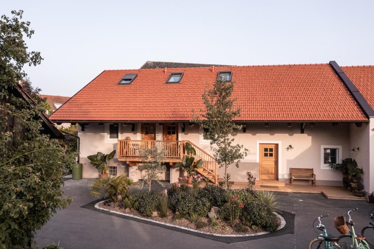 Ferienwohnungen In Der Alten Schnapsbrennerei Kolleritsch In Mureck Exterior photo